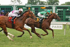 Middleburg won the Grade 3 Red Bank Stakes at Monmouth Sunday afternoon. The 6 year old son of Lemon Drop Kid now has 17 "top three" finishes from 19 career starts. Photo by Ryan Denver.
